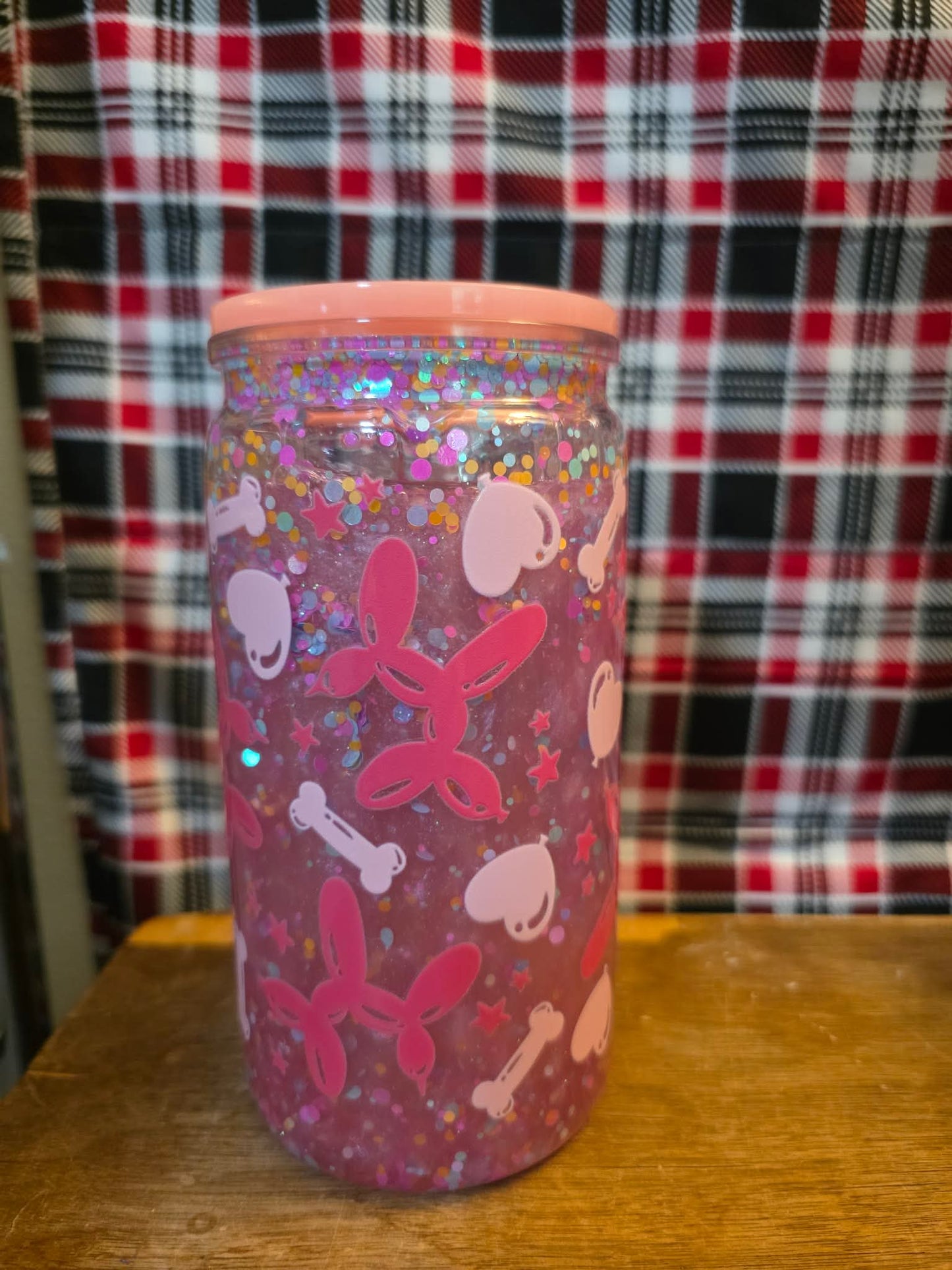 Balloon animals with confetti