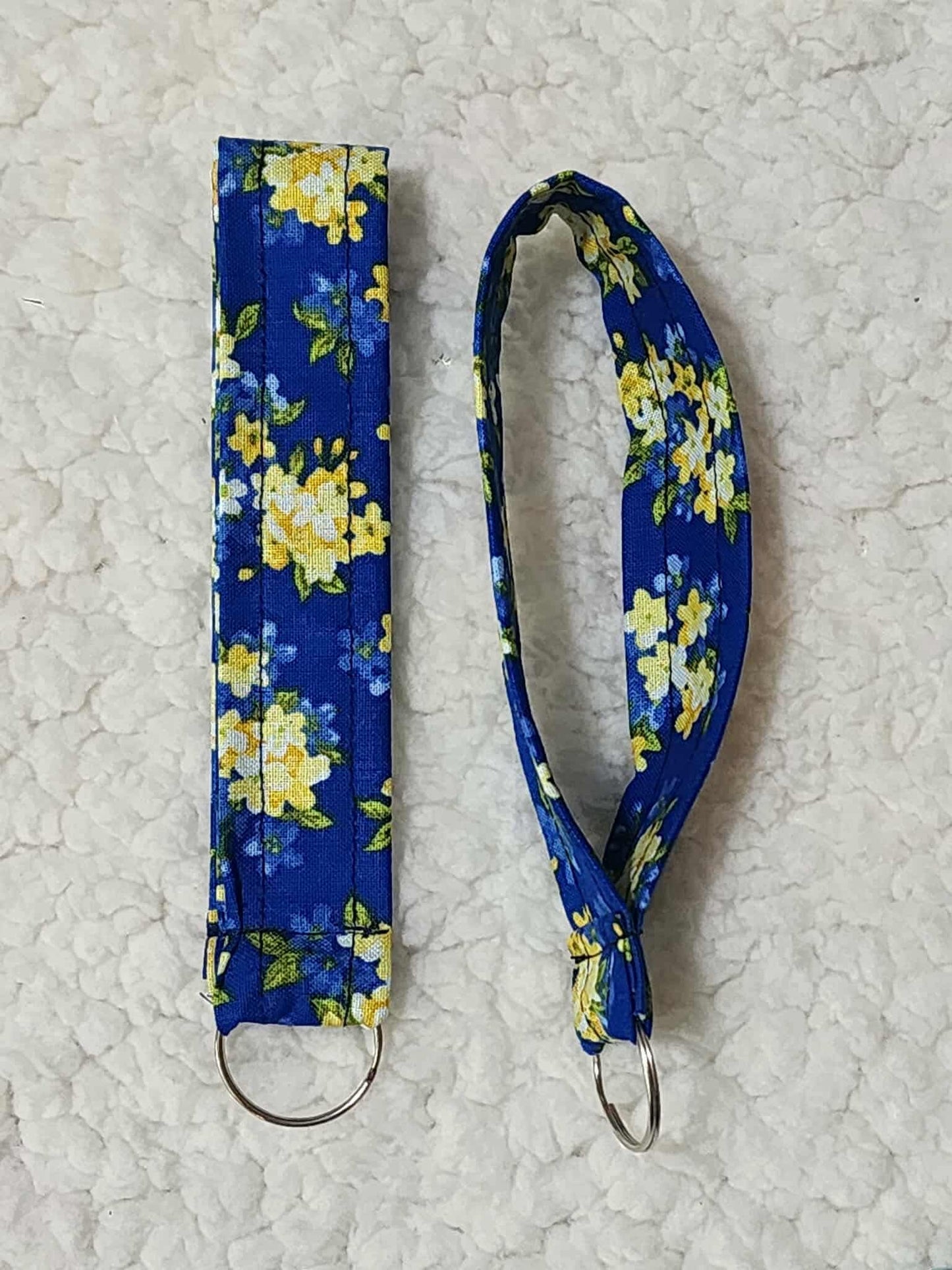 Blue Garden Loop Wristlet Keychain