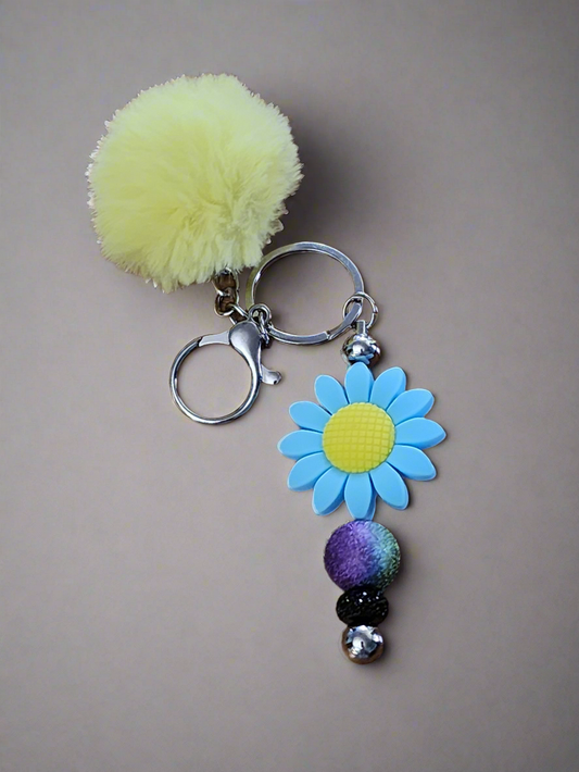 Daisy beaded keychain