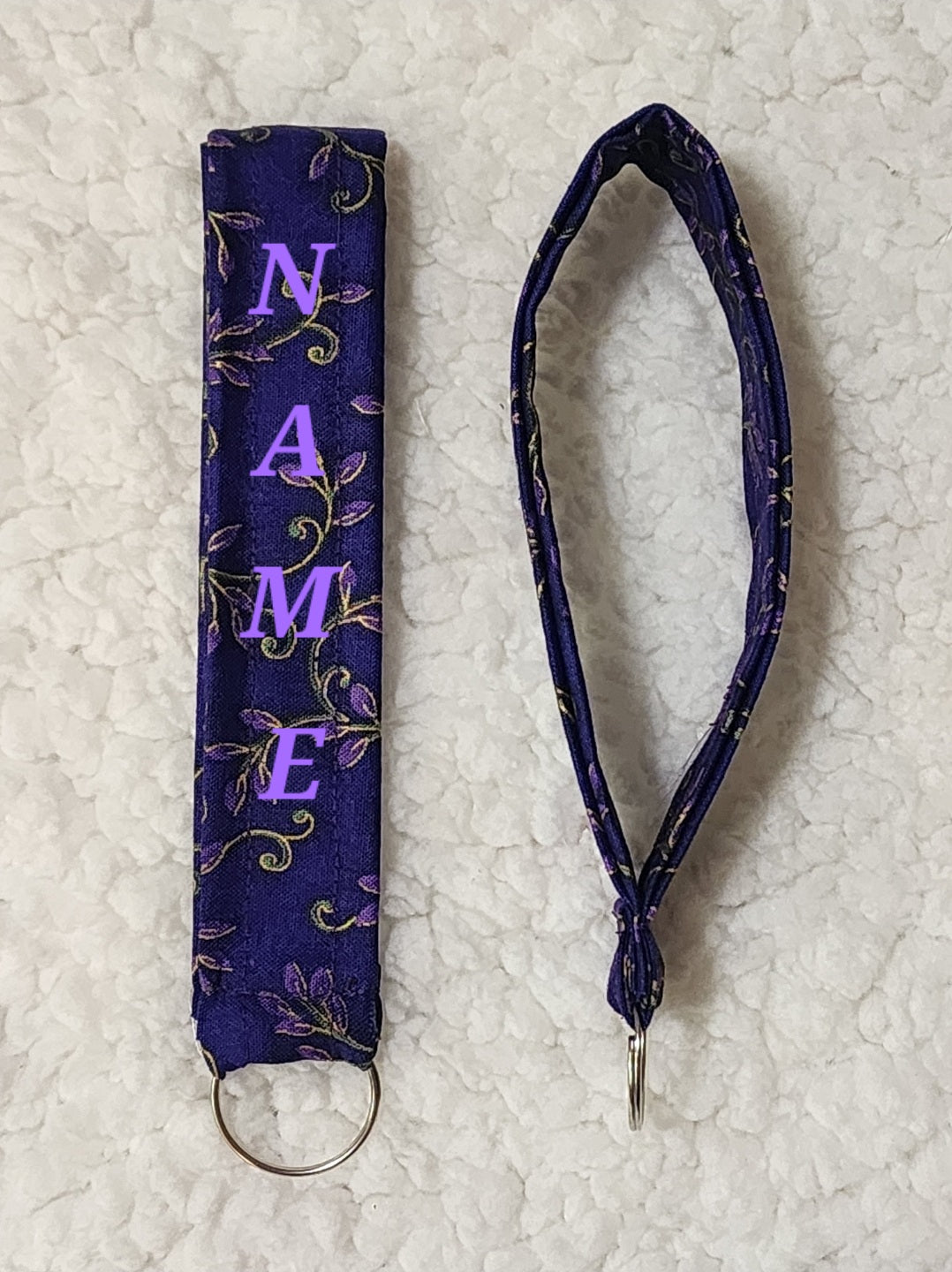 Vintage Vine Wristlet Keychain